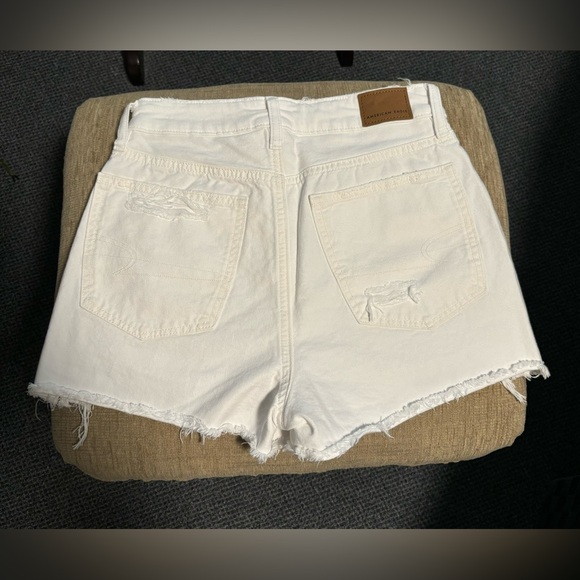 American Eagle White Jean Shorts - Picture 4 of 5